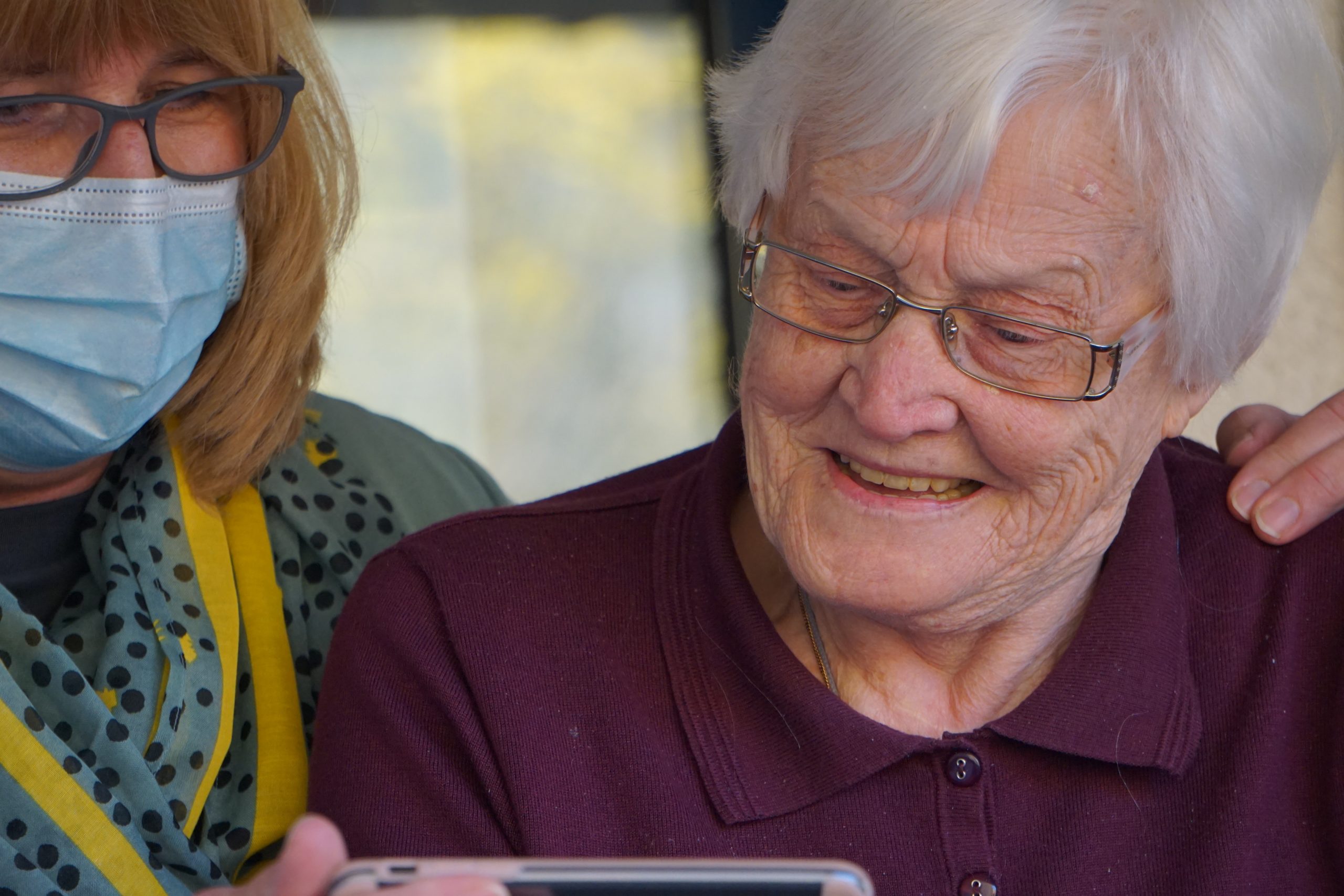 Blog_SENIOR-CARE-AND-ASSISTIVE-TECHNOLOGIES-RESOURCES-scaled